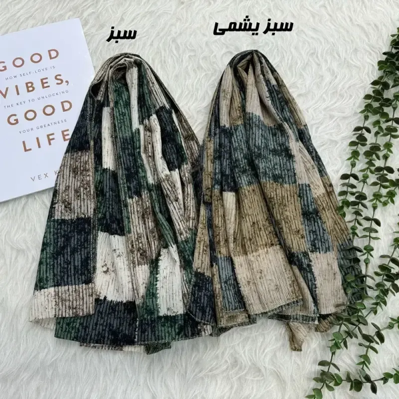 شال نخی برشکا طرحدار چهارخانه روزمره مشکی سفید - تصویر 9